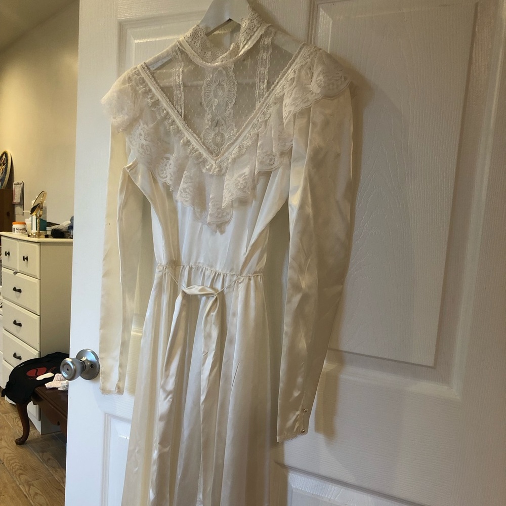 Gunne sax womens white dress
